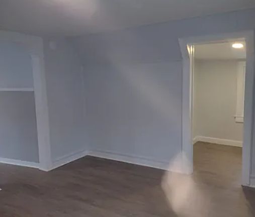 4th image of 60 Belden St #1