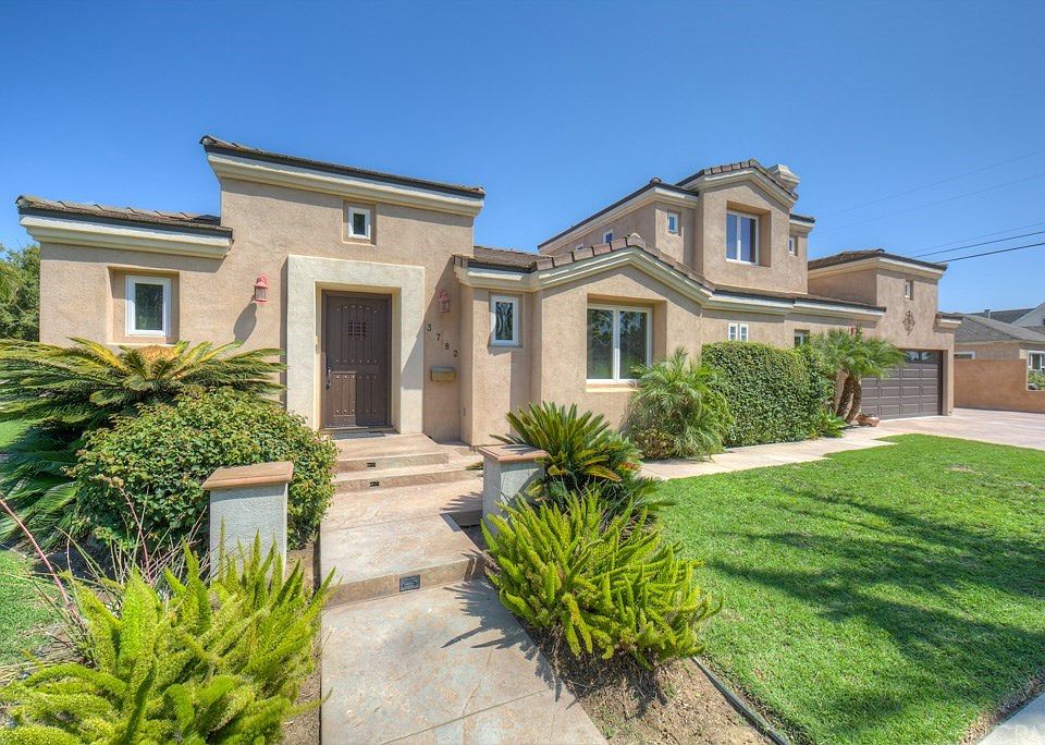 1st image of 3782 Lomina Ave