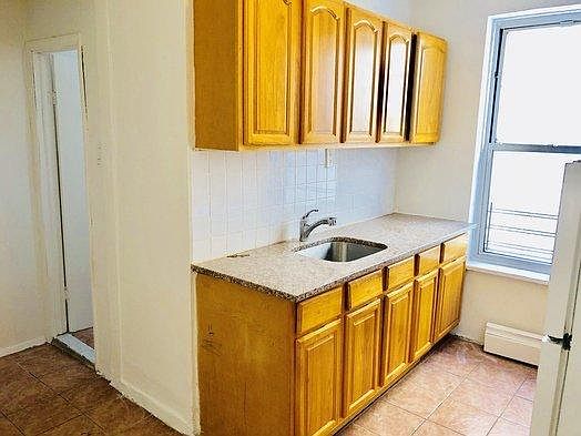 4th image of 8755 19th Ave APT 1F