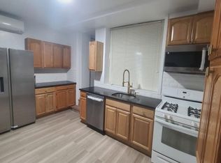 757 E 213th St, Bronx, NY 10467