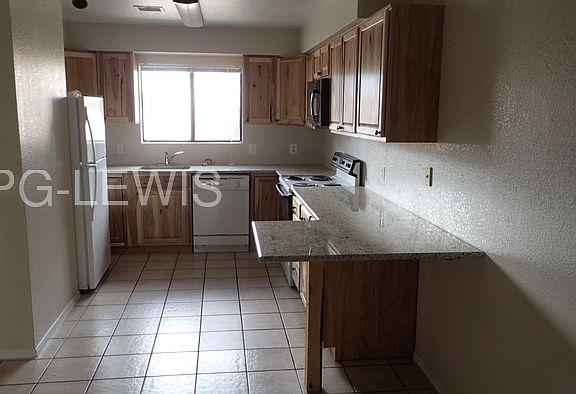 2nd image of 4147 Calle Barona