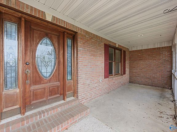 4th image of 234 N Greenway Dr