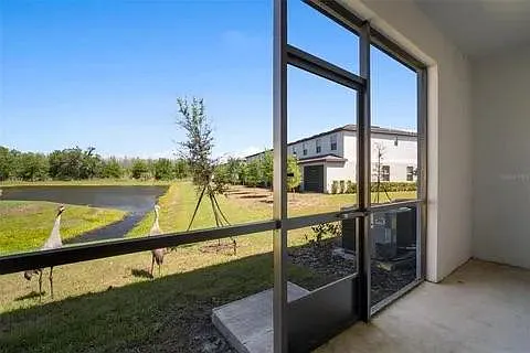 3 bed, 2.5 bath, 1634 sqft, $2,495 — Photo 1