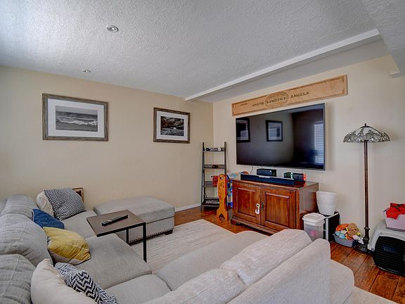 3rd image of 8132 Westover Pl NW