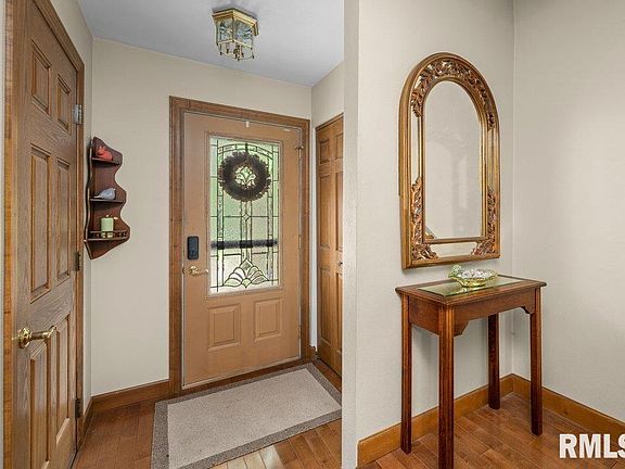 2nd image of 2809 12th Ave APT 504