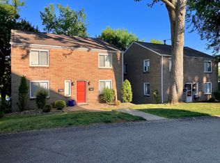 647 Isabella St #2, Oakmont, PA 15139