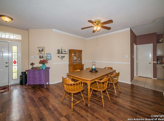 3rd image of 15746 Knollcliff