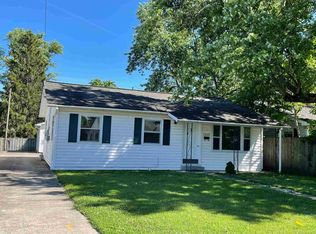 1207 N 14th St, Vincennes, IN 47591