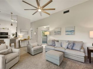 559 Beachwalk CIR #U202, NAPLES, FL 34108