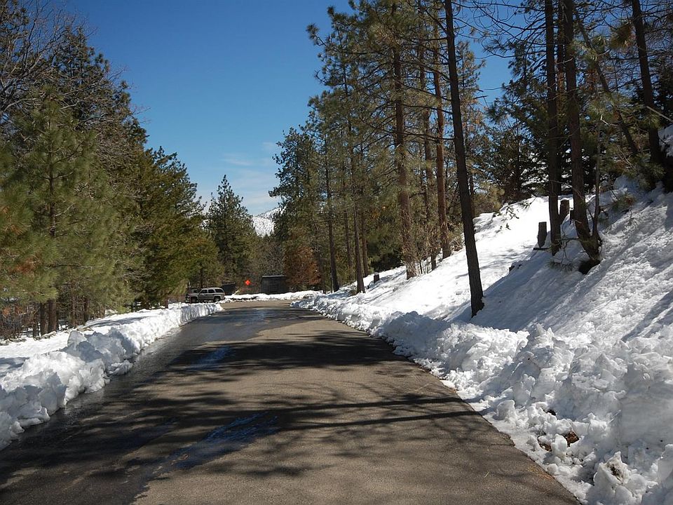 2nd image of 811 Oriole Rd