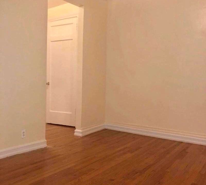 1st image of 2409 Creston Ave APT 3