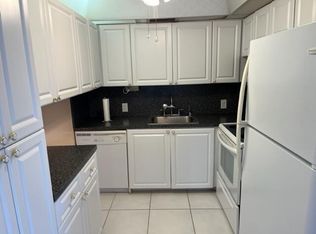 324 Brighton Dr #H, Boca Raton, FL 33434