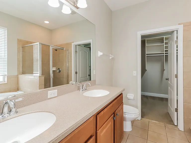 7935 Camden Woods Dr — Photo 8