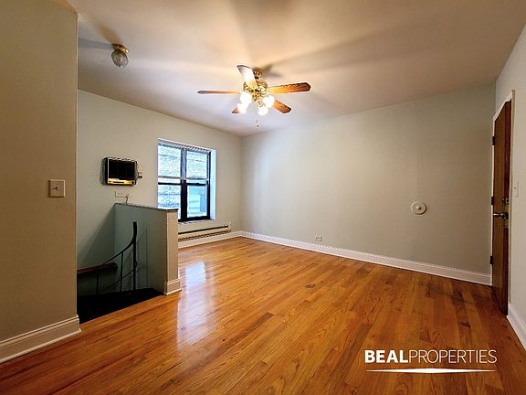 4th image of 817 W Cornelia Ave #817A-106
