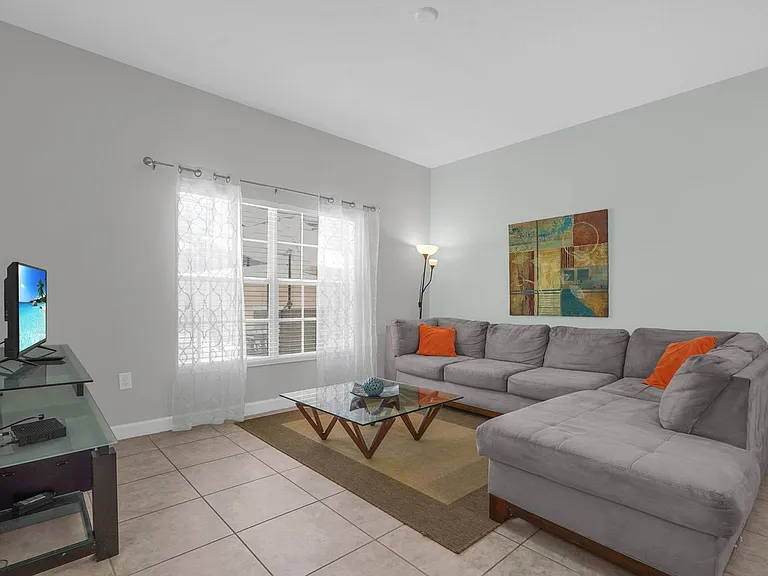 2935 Buccaneer Palm Rd — Photo 5