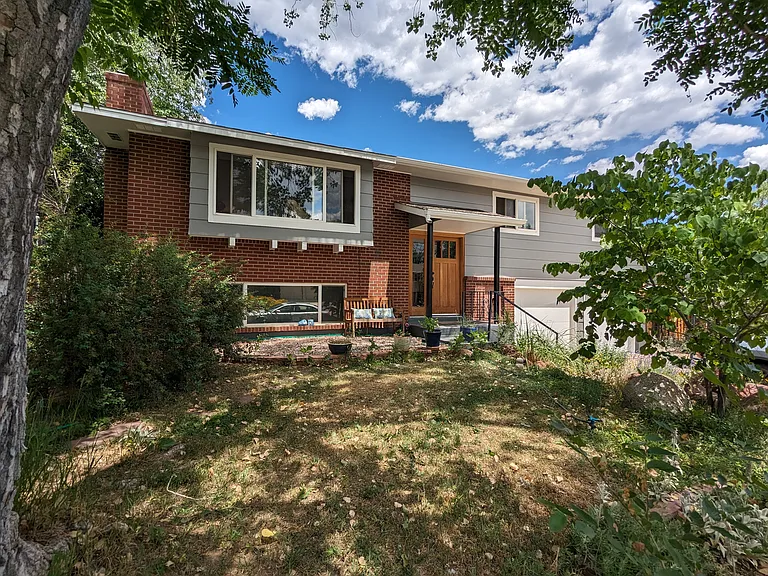 2845 Emerson Ave — Photo 3