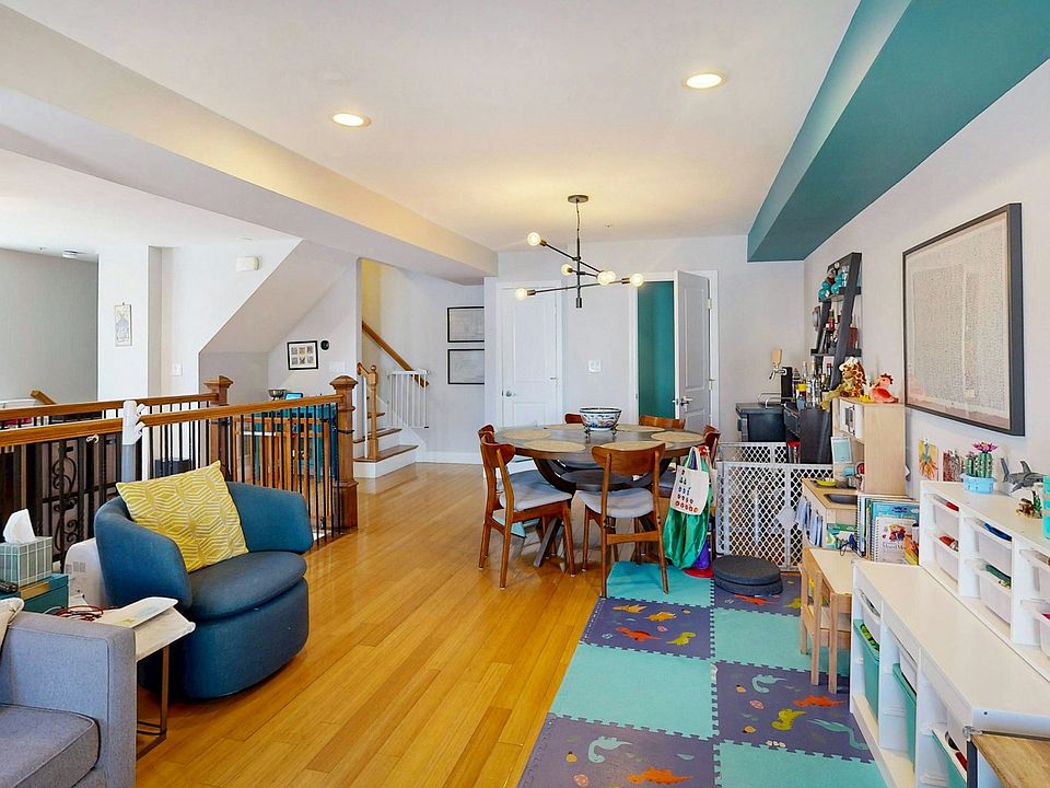 1st image of 1 Hadley St Suite 1
