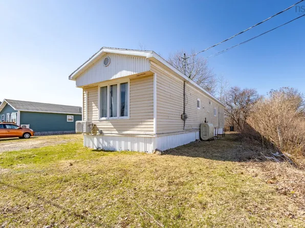 255 Legatto St, Cape Breton, NS B1V 2T3