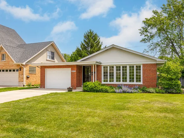 805 N Delphia Ave, Park Ridge, IL 60068