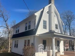 17 N Adelaide Ave, Highland Park, NJ 08904
