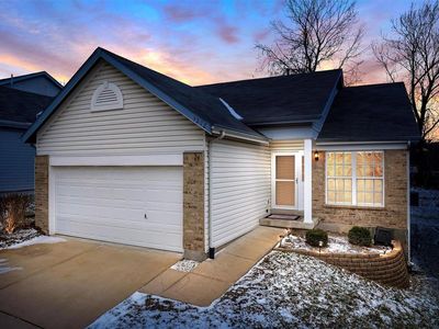 3272 Country Hollow Dr, Saint Louis, MO, 63129