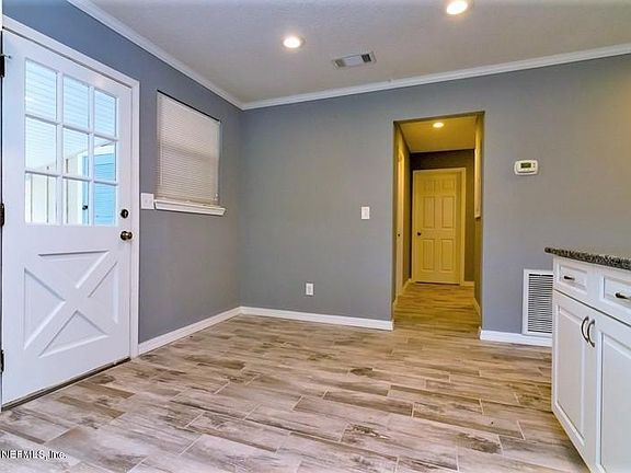 5th image of 6738 Cotton Tail Ln