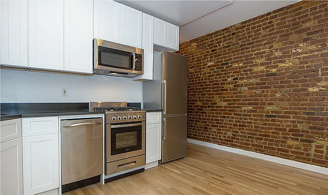 Rented by Copperwood Real Estate | media 15