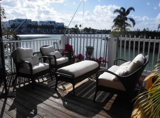 7444 Gary Ave, Miami Beach, FL 33141