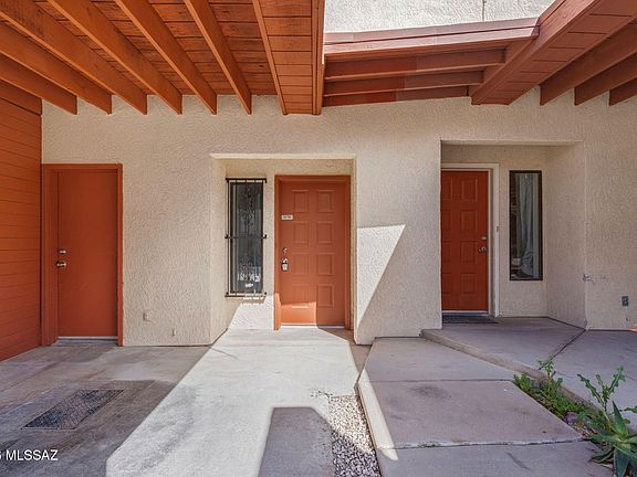 4th image of 626 W Placita De Las Lomitas