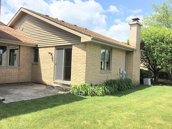 4th image of 7606 W 158th Ct