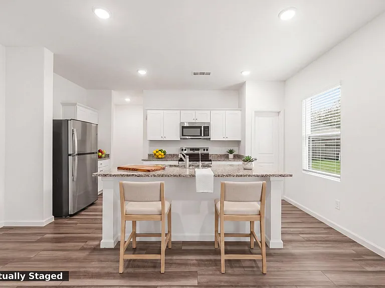 3603 Admiralty Dr — Photo 9