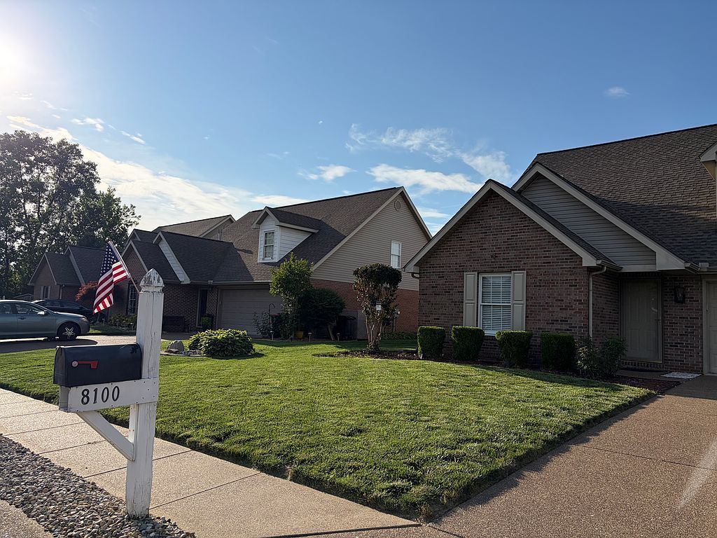 8100 Cobblestone Ct - Property Image