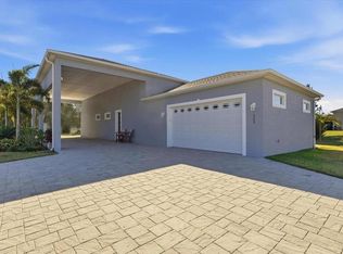 303 Nolane Ln, Polk City, FL 33868