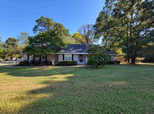 101 Pine Bluff Dr, Warner Robins, GA