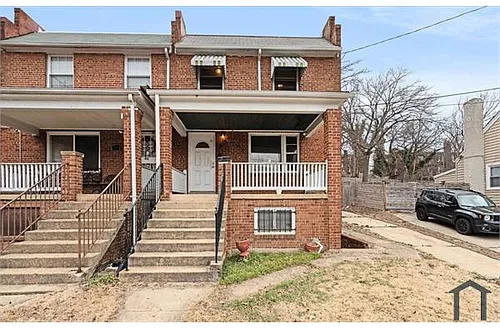 414 Chesapeake St SE Photo 1