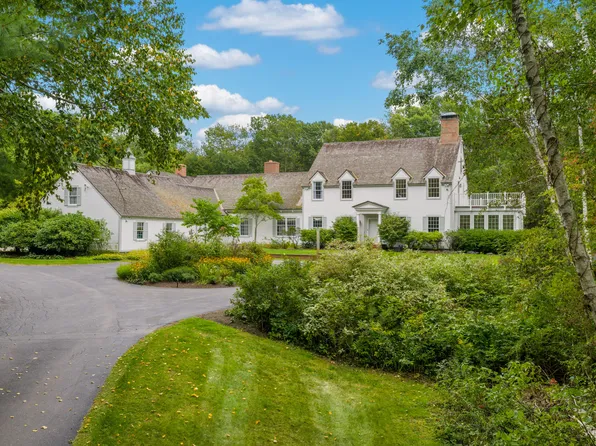 3 Canter Lane, Cape Elizabeth, ME 04107
