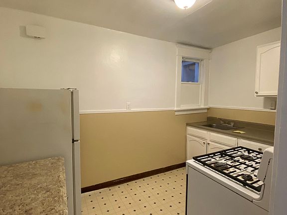 3rd image of 1279 Hertel Ave #9