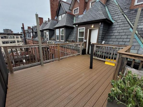 1402 Beacon St APT 4