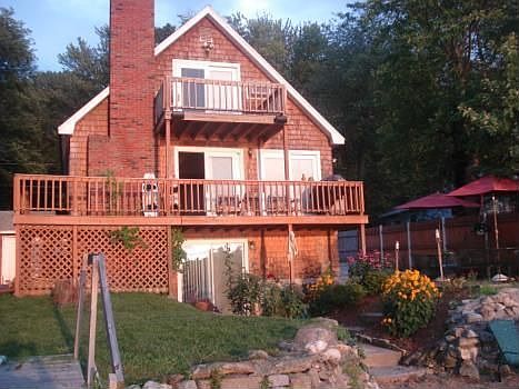 1st image of 64 Lakeshore Dr