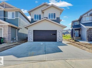 1119 Gyrfalcon Cres NW, Edmonton, AB T5S0S5