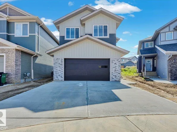 1119 Gyrfalcon Cres NW, Edmonton, AB T5S 0S5