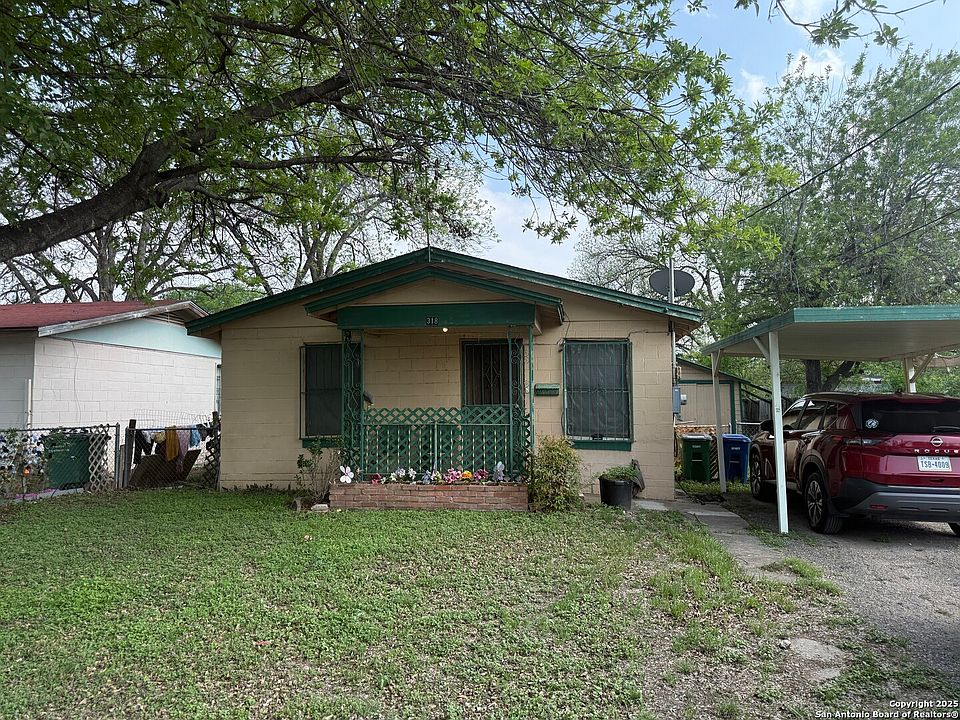 1st image of 318 Uvalde