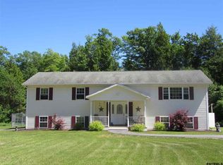137 Fishback Rd, Middle Grove, NY 12850