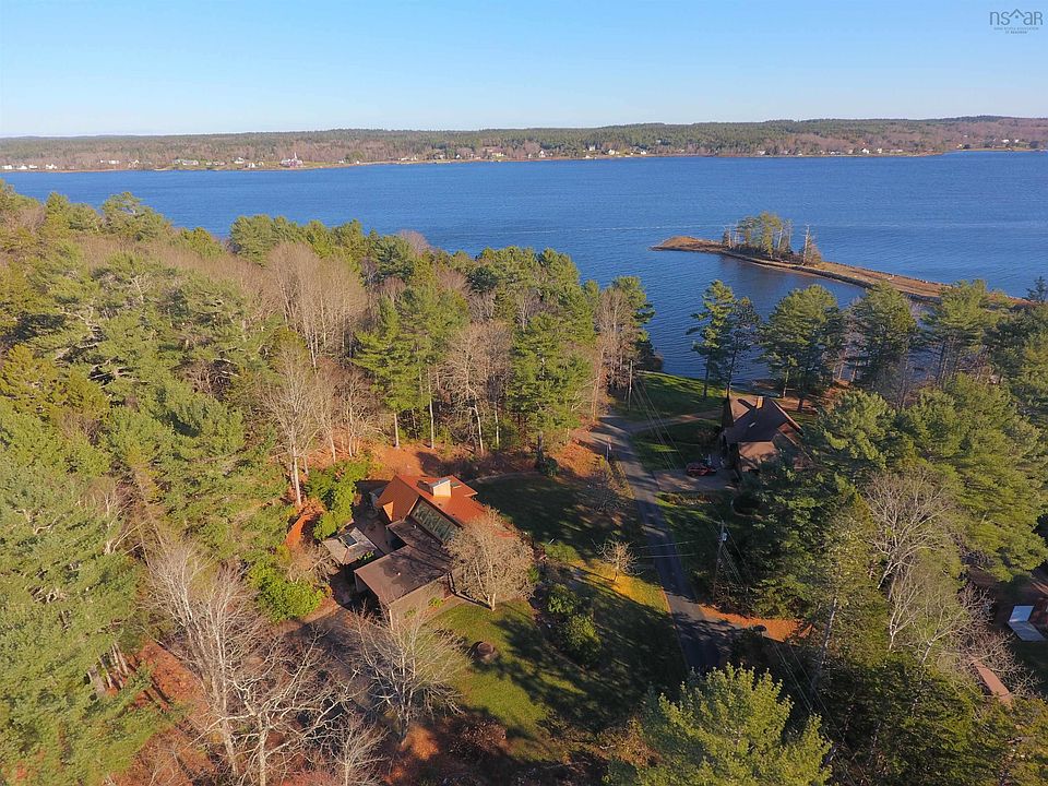 2nd image of 39 Millers Cove Rd