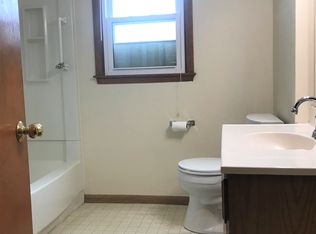 421 Critchell Ter, Madison, WI 53711