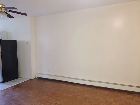 Rented by Elite NY Holdings | media 19