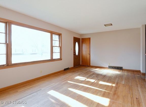 3rd image of 311 W State St