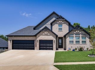 340 Mill Park Ln, Elm Springs, AR 72728