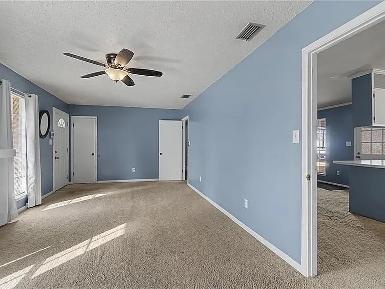 6258 Western Hills Ave — Photo 8