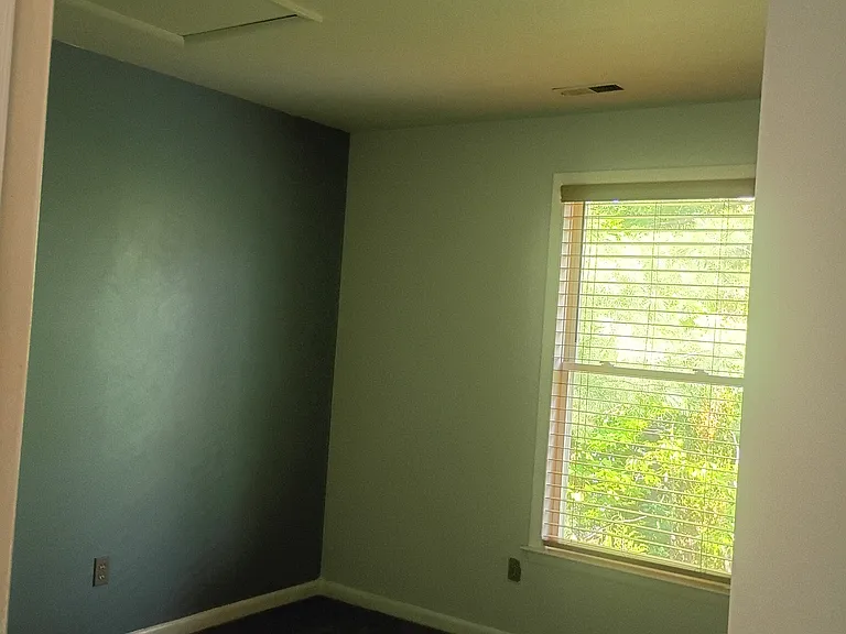 607 Overhill Dr — Photo 19